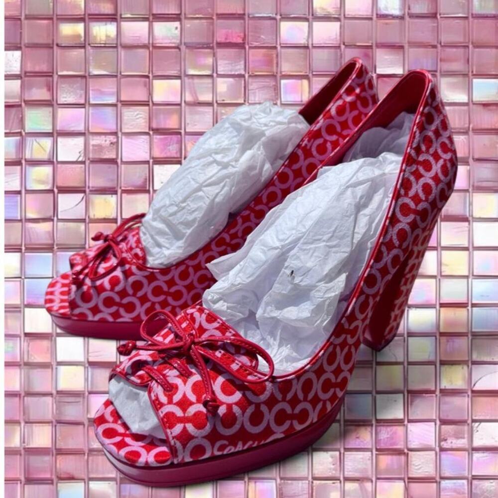 Vintage coach red and white